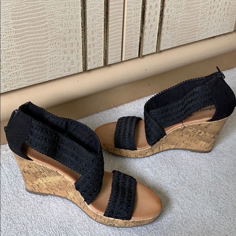Woven Mesh Wedges